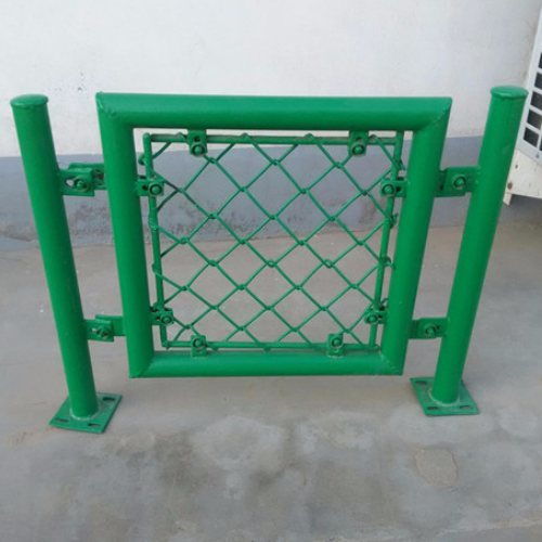 工廠網(wǎng)球場(chǎng)圍網(wǎng)美觀耐腐蝕 批發(fā)網(wǎng)球場(chǎng)圍網(wǎng)定制 澤昊